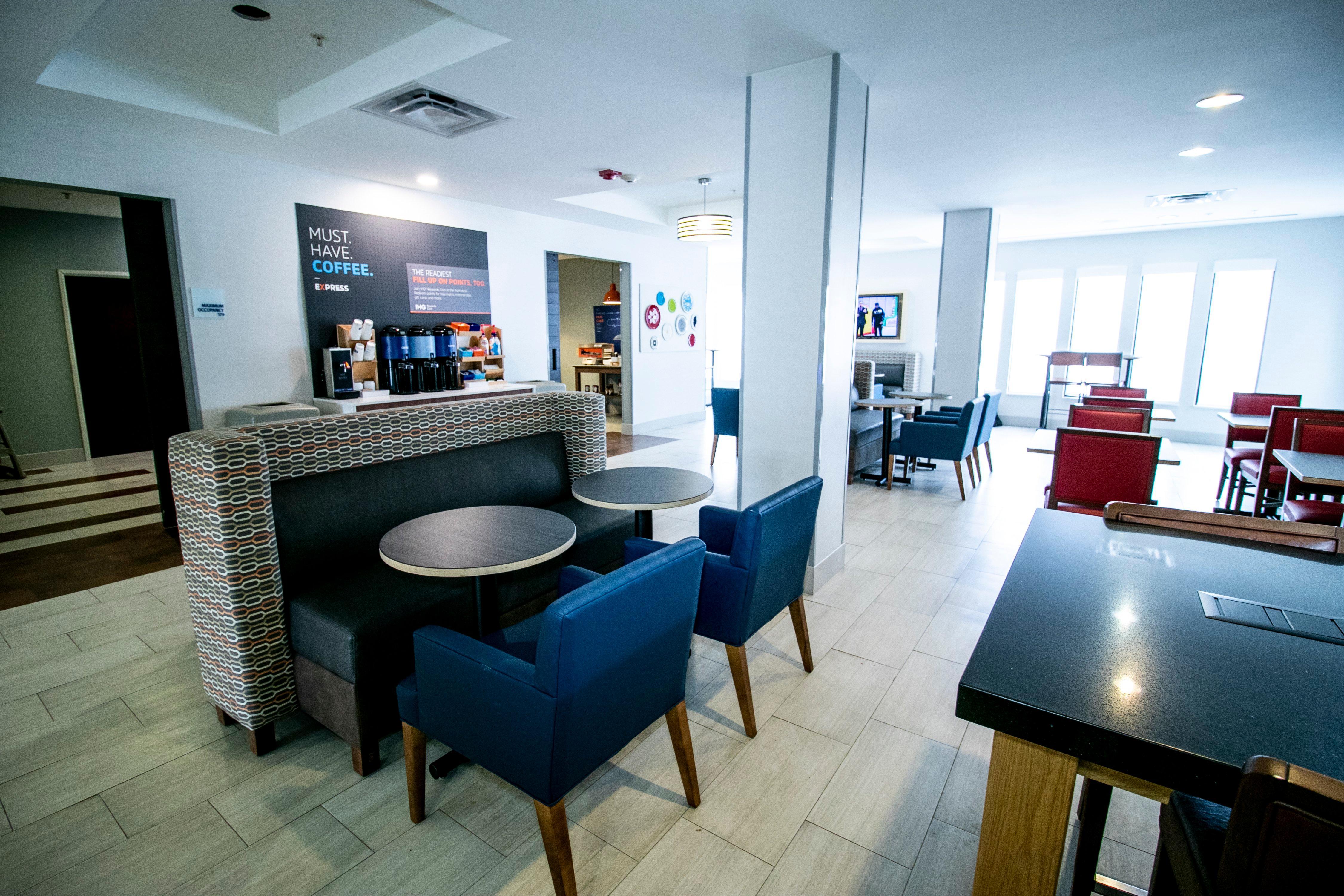 Holiday Inn Express Hotel & Suites Baton Rouge -Port Allen By Ihg Exterior foto